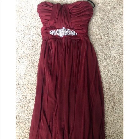 Dresses & Skirts - Red strapless floor length formal dress